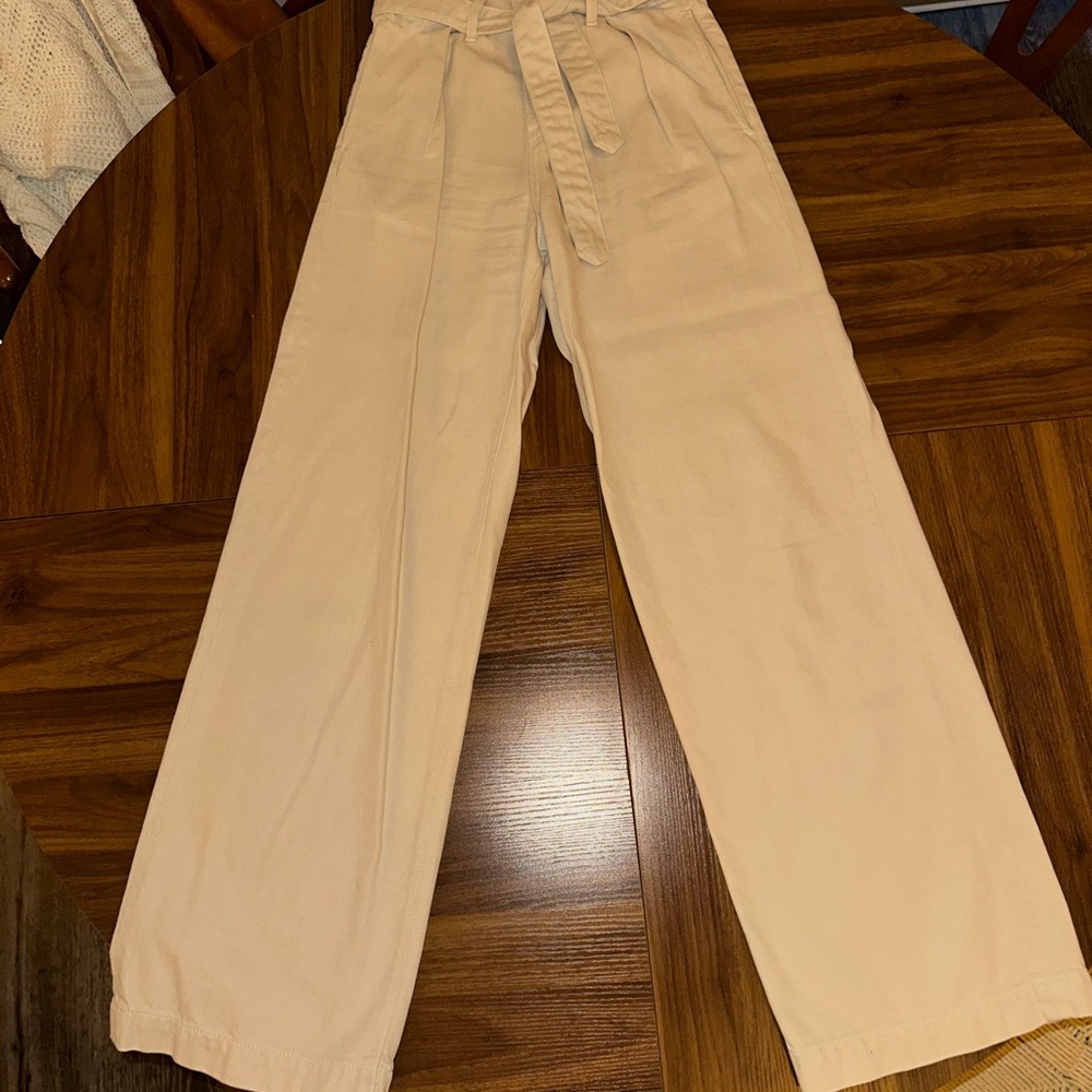 NEVER WORN Women’s Reformation Fior Di Latte pants